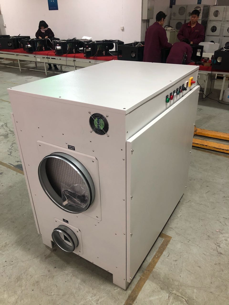 Advantages of using dehumidifiers for pharmaceutical and cosmetics industries
